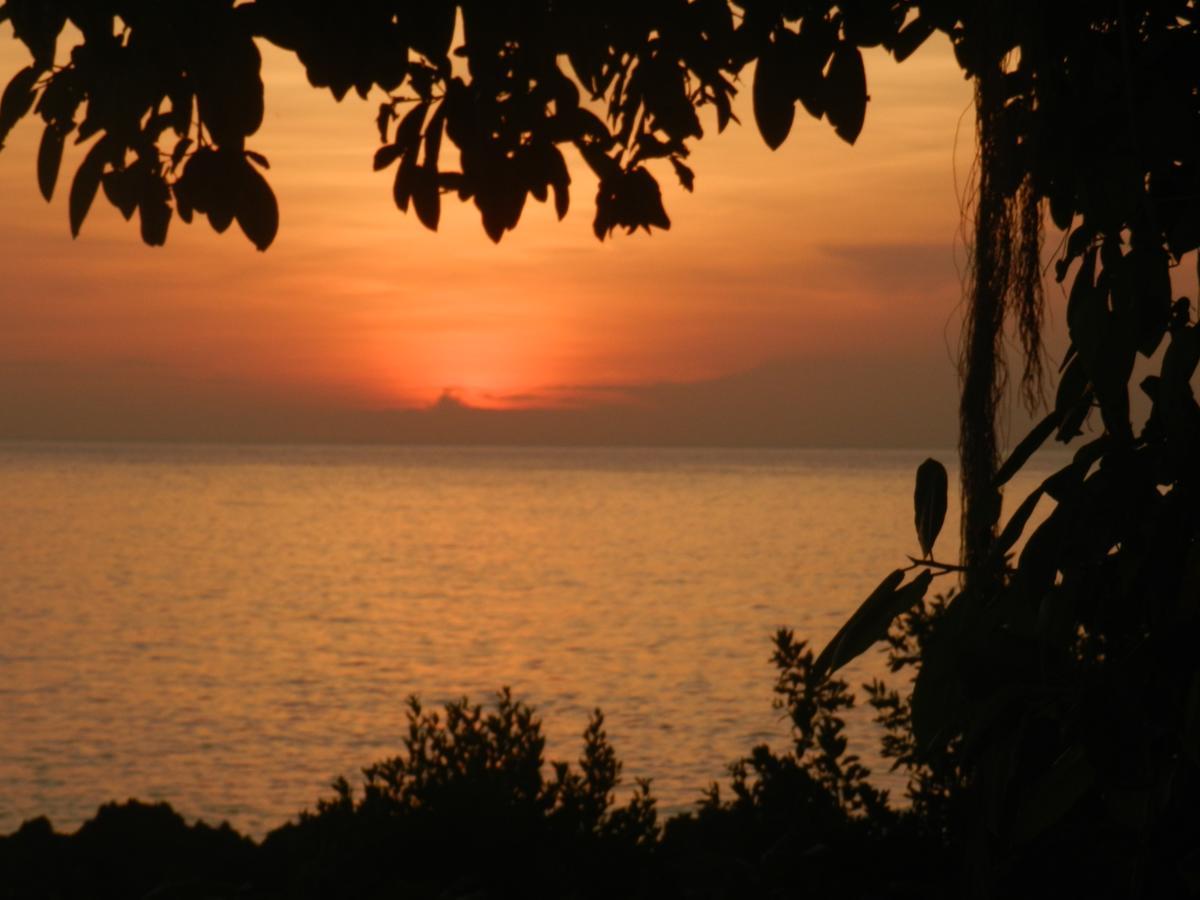 Villa Ocean View Sai San Andrés Exterior foto